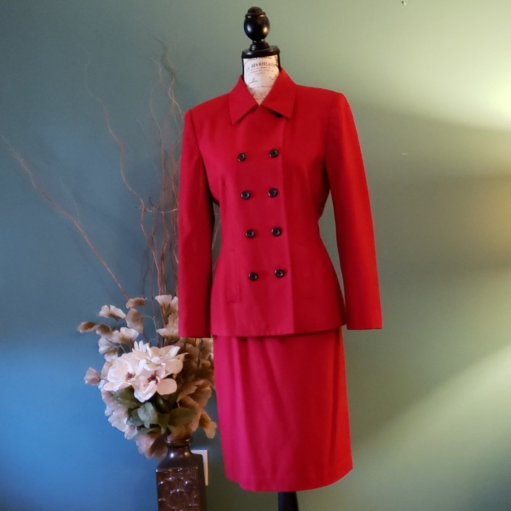 Le Suit Red Double Breasted Skirt Suit Size 6